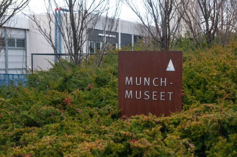 16178850_929168743886363_8570652764992833545_o